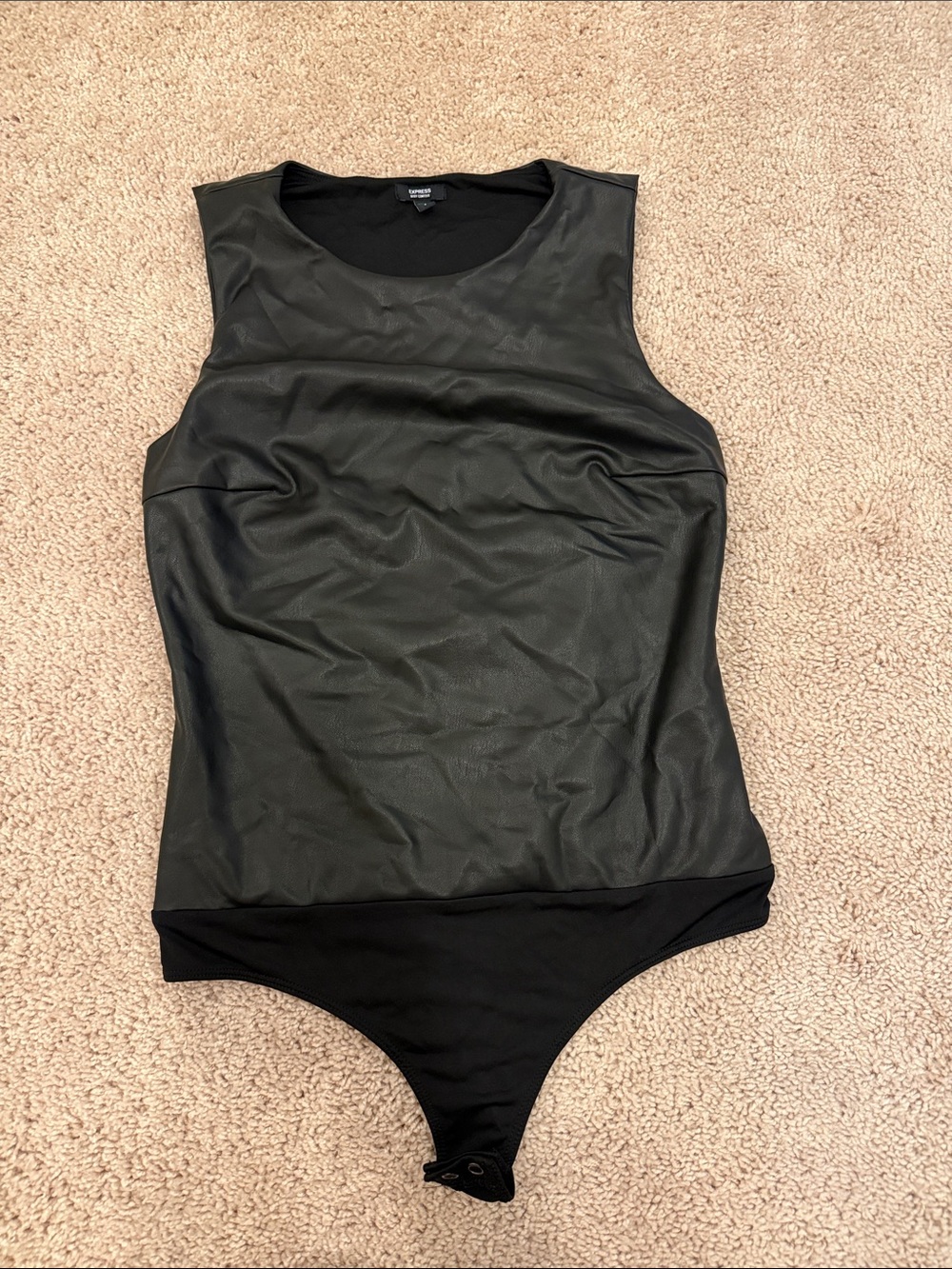 Black Contour Bodysuit🖤